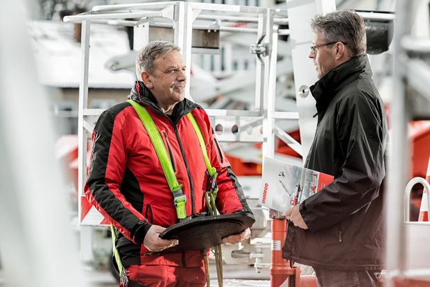 Beratungsgespräch zwischen 2 Personen