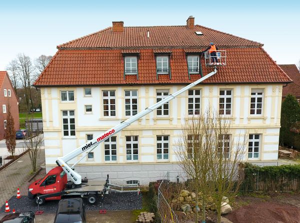 mateco stellt vor - die hybride LKW-Arbeitsbühne LT 270 D/E*